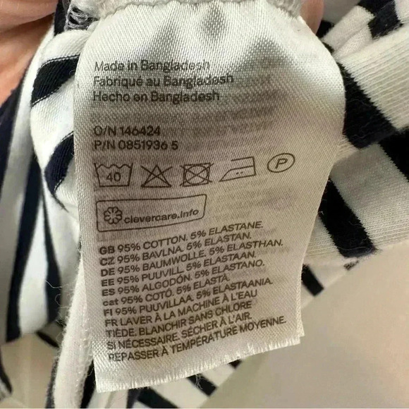 H&M  Mama Maternity Shirt Striped White & Black Size Medium - Picture 13 of 16